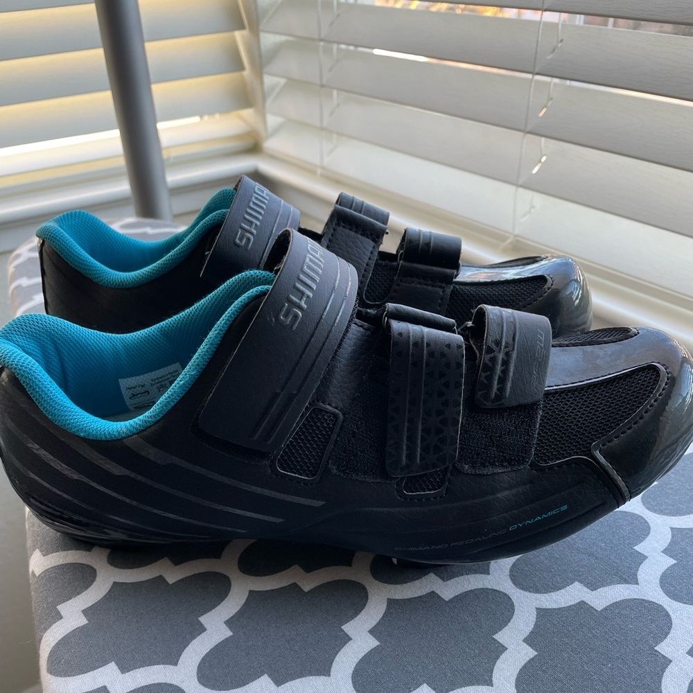 Womens Shimano cycling shoes
